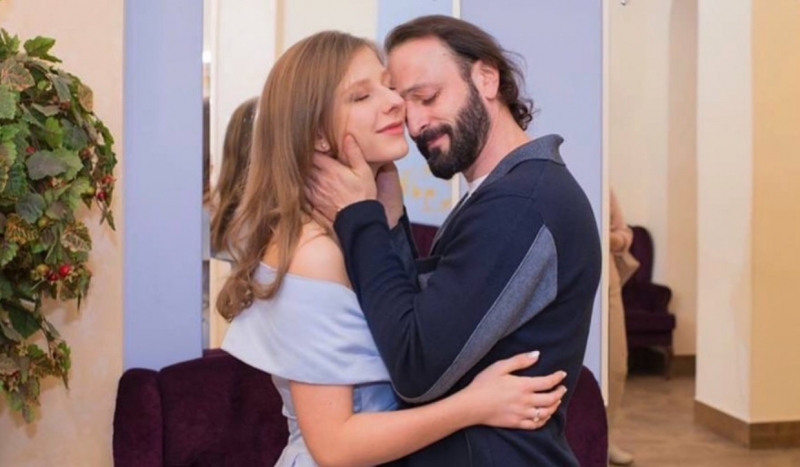 Таролог рассказала, каким будет ребенок Авербуха и Арзамасовой