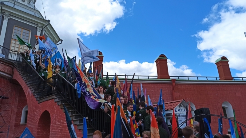 Третий трудовой семестр торжественно открыли для петербургских студотрядов