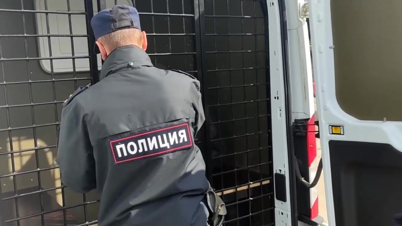 Уголовное дело заведено в отношении калининградки, избившей полицейского