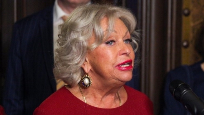 Вдова Караченцова после скандала с «развращенной» Прокловой поставила ее на место