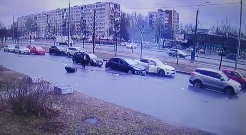 Выстрелил из ракетницы и ударил ножом: что известно об инциденте в Купчино