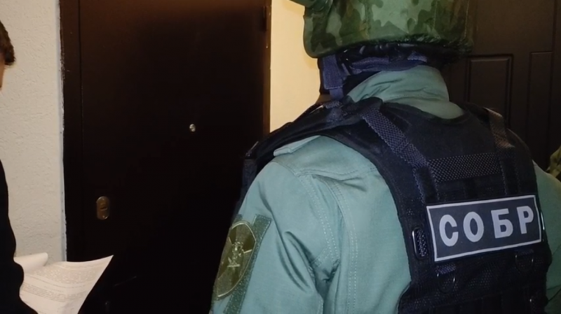 Жителя Кудрово заподозрили в призывах к совершению насилия над полицейскими